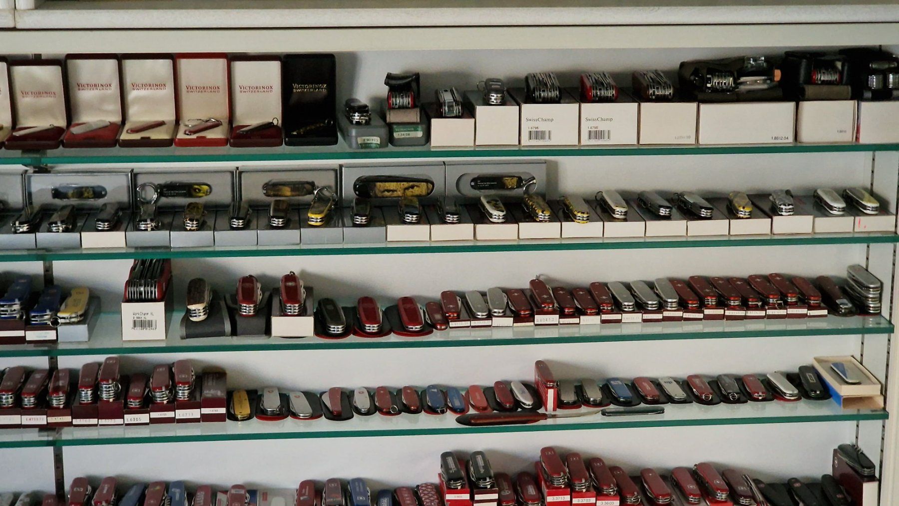Victorinox Coltelli tascabile: Victorinox Sackmesser Sammlung – Nuovo e nell'imballaggio originale da Volketswil venduto da Rego66 5