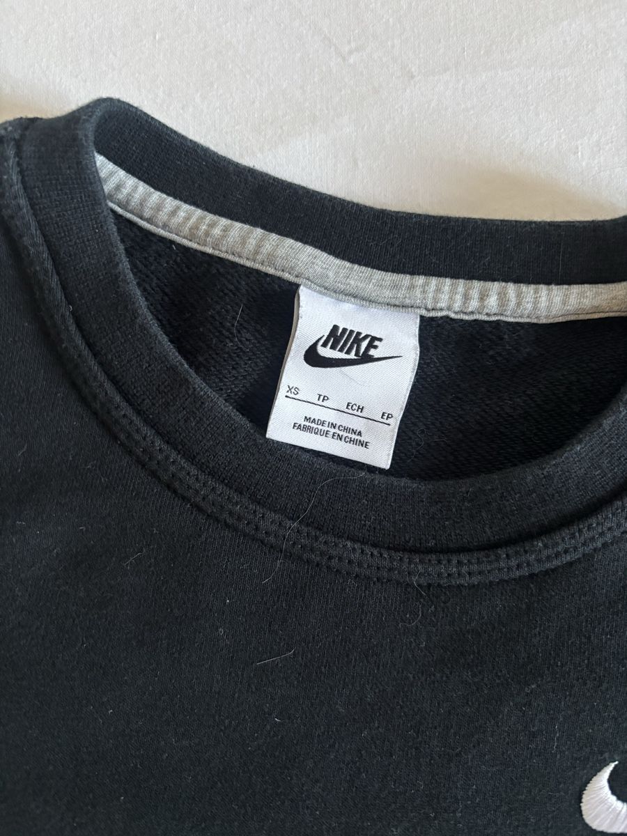 Nike Maglioni & Felpe: sweat-shirt Nike – Nuovo (secondo la descrizione) da Vouvry venduto da sha_rk5q 2