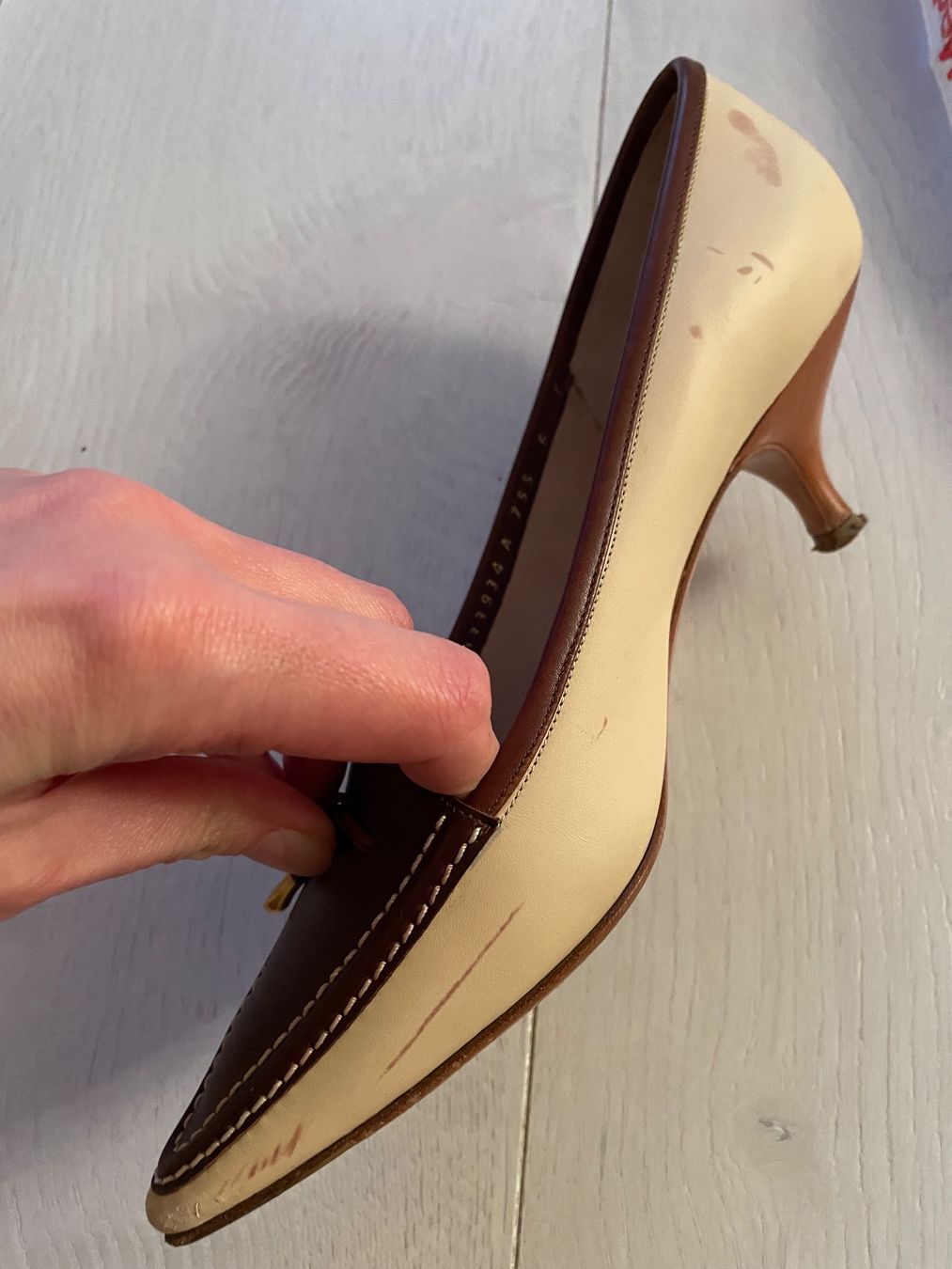 Salvatore Ferragamo Damenschuhe: Salvatore Ferragamo pumps (36) – Gebraucht aus Basel von mar_fp5q 6