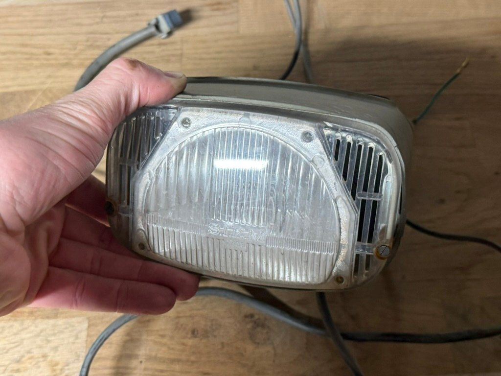 Piaggio Parti ricambio per ciclomotori: Lampe / Scheinwerfer Piaggio Boxer original – Usato da Bolken venduto da si.x.las 1