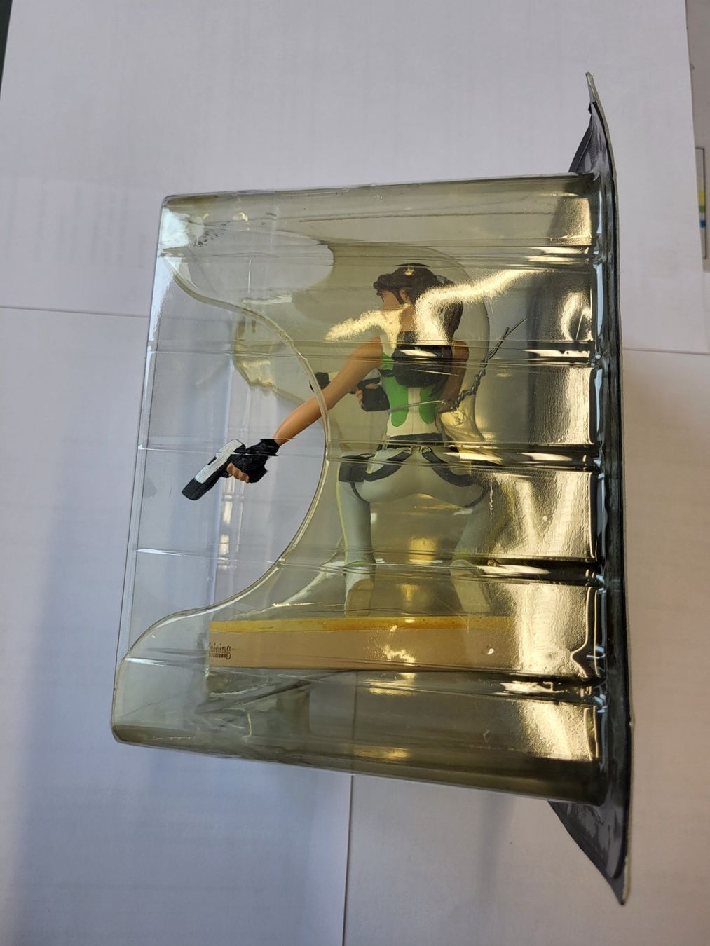 Statuette: Lara Croft Action Figur Tomb Raider – Usato da Suhr venduto da lul_87gh 1