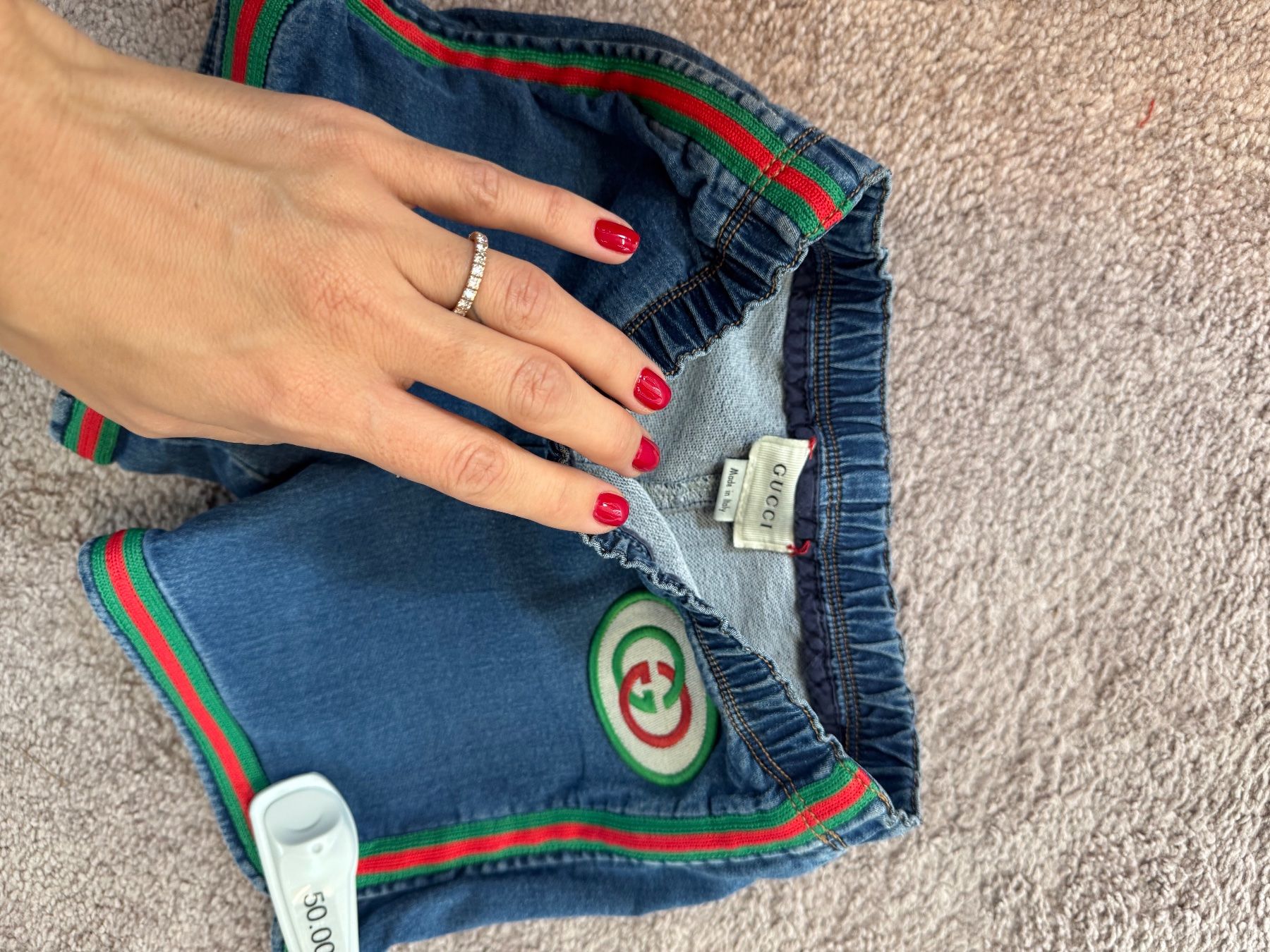 Gucci Pantaloni: Gucci Kinder Shorts – Usato da Zürich venduto da SecondhandZurich 1