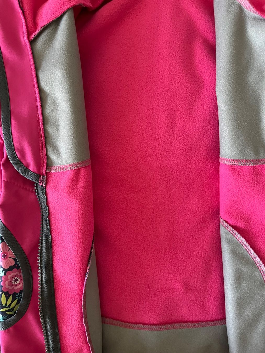 Giacche & Cappotti: Kinder Softshelljacke mit Fleece, Blumen 104/110 NEU – Nuovo e nell'imballaggio originale da St-Prex venduto da buc_y6n7 5