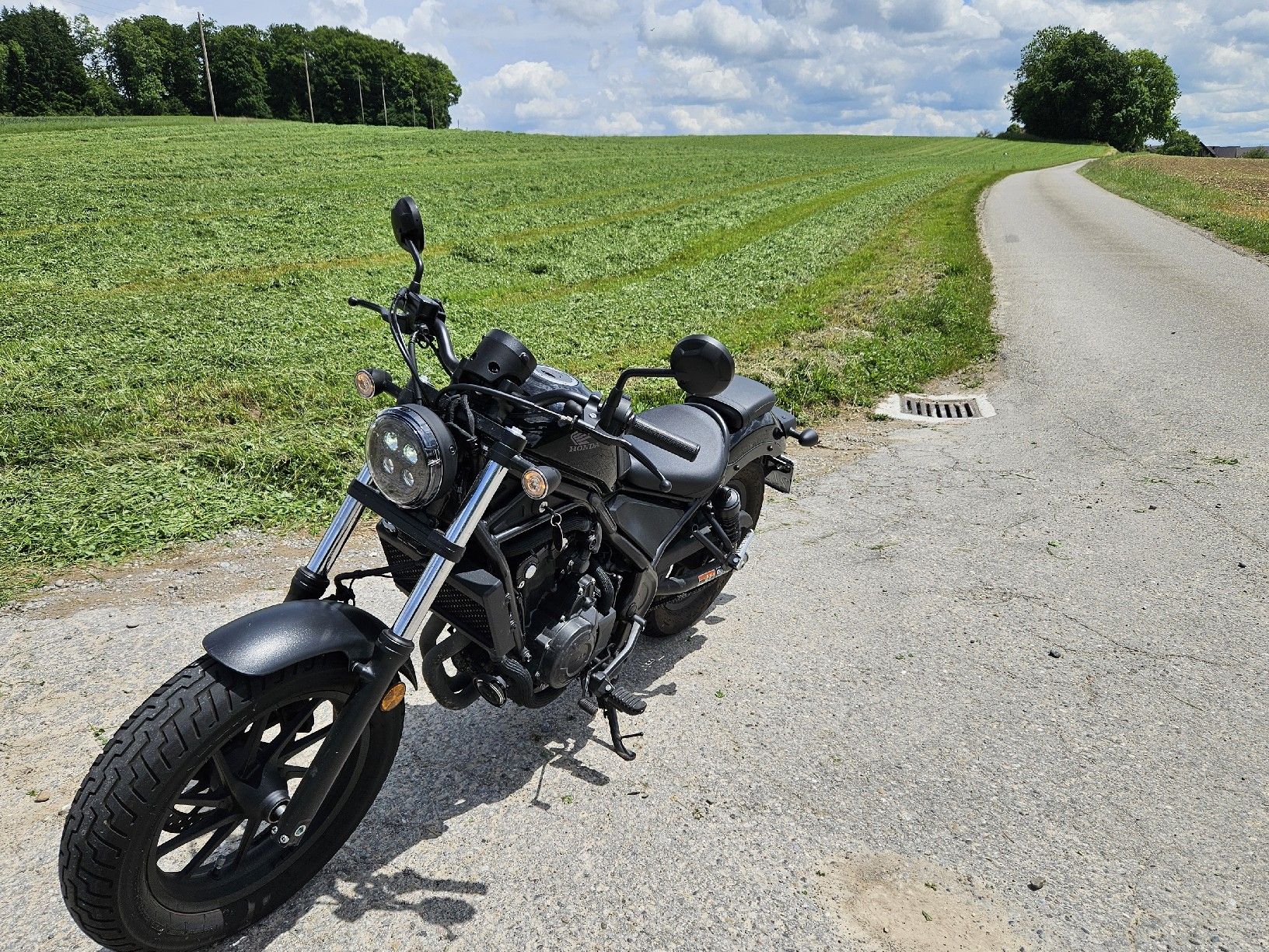 Honda Chopper: Motorrad Honda Rebel 500 – Gebraucht aus Kloten von Saya69 7