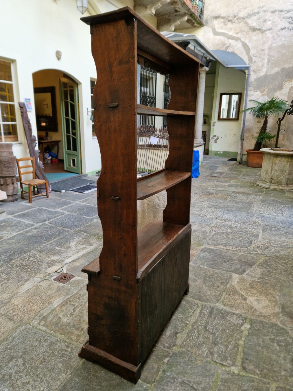 Scaffali: Antik Bücherregal aus Pappel Buche. – Usato da Locarno venduto da BellTicino 3