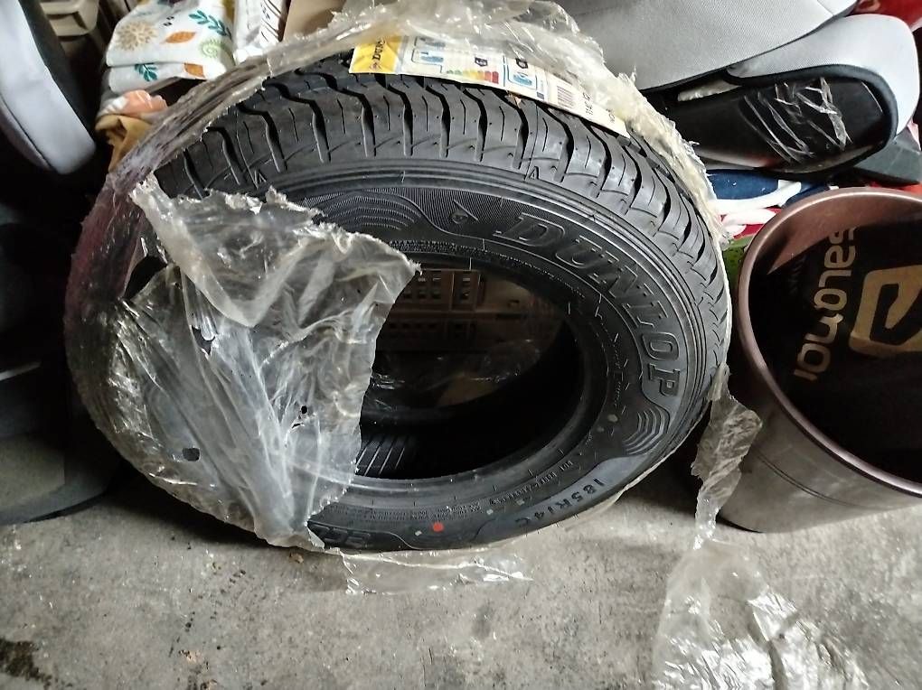 Pneus & Kompletträder: Dunlop LT 185 R14C, NEU – Gebraucht aus Riehen von Ricardolix 3