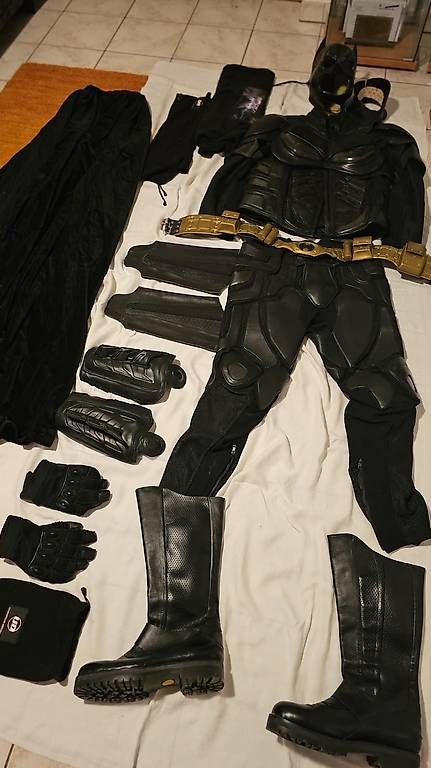 Costumi: BATMAN DARK KNIGHT - Costume professionale Universal Design  – Usato da Coldrerio venduto da Dante_Channel 3