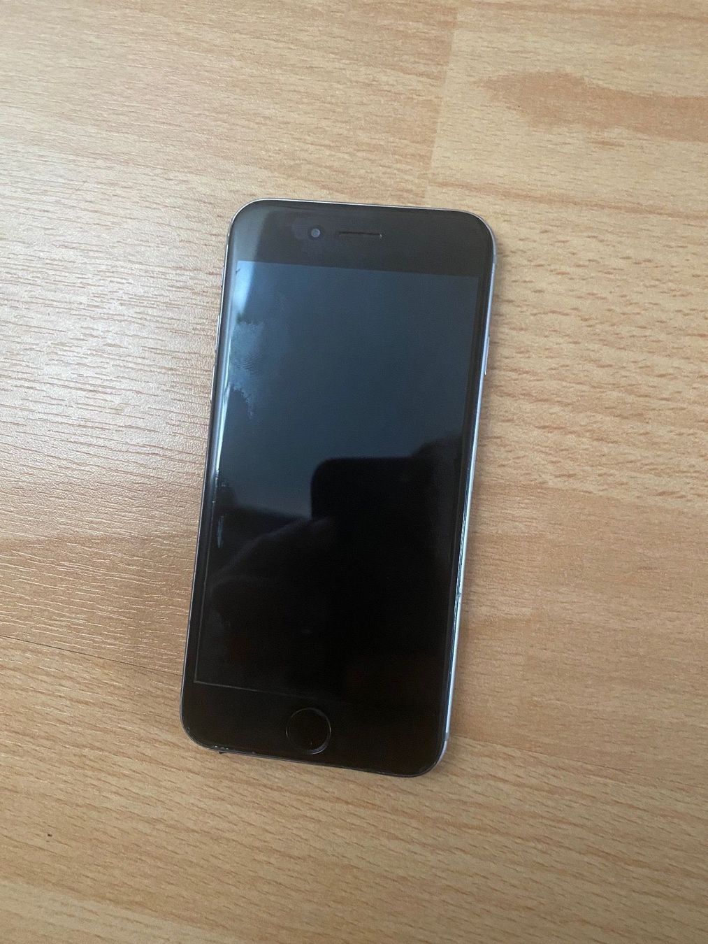 Apple Handys / Smartphones: A vendre 2 iPhone 6 16GB – Gebraucht aus Marly von may_j75b