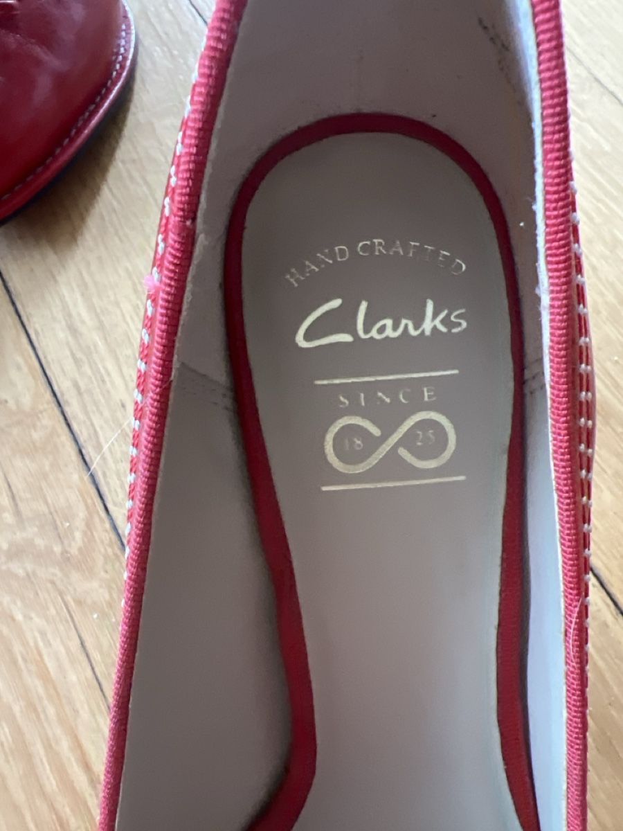 Clarks Scarpe da donna: Pumps rot Clarks – Nuovo (secondo la descrizione) da Wettingen venduto da Tiffany29 2