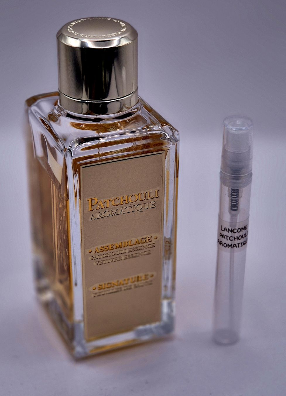 Lancôme Profumi & Eau de Toilette: 5 ml PATCHOULI AROMATIQUE MAISON LANCOME ABFÜLLUNG – Nuovo (secondo la descrizione) da St. Gallen venduto da CaliSunshine