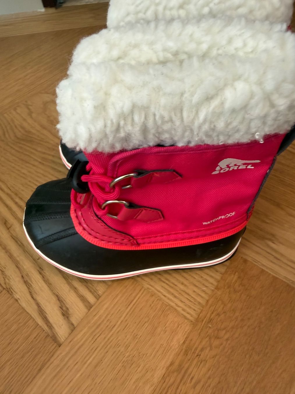 Sorel Schuhe für Jungen: Sorel Schuhe – Gebraucht aus Küsnacht von emch125