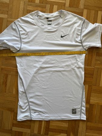 NIKE NEU compression T shirt L sport fussball basketball mma