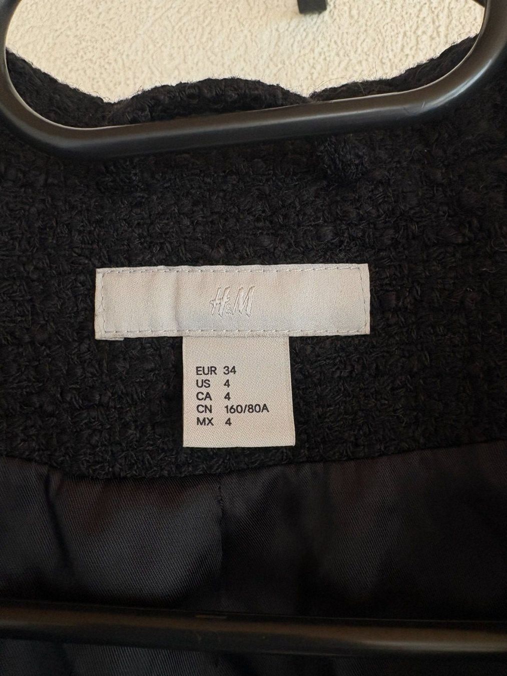 H&M Giacche: H&M black blazer – Usato da Fribourg venduto da georgeabottino 2