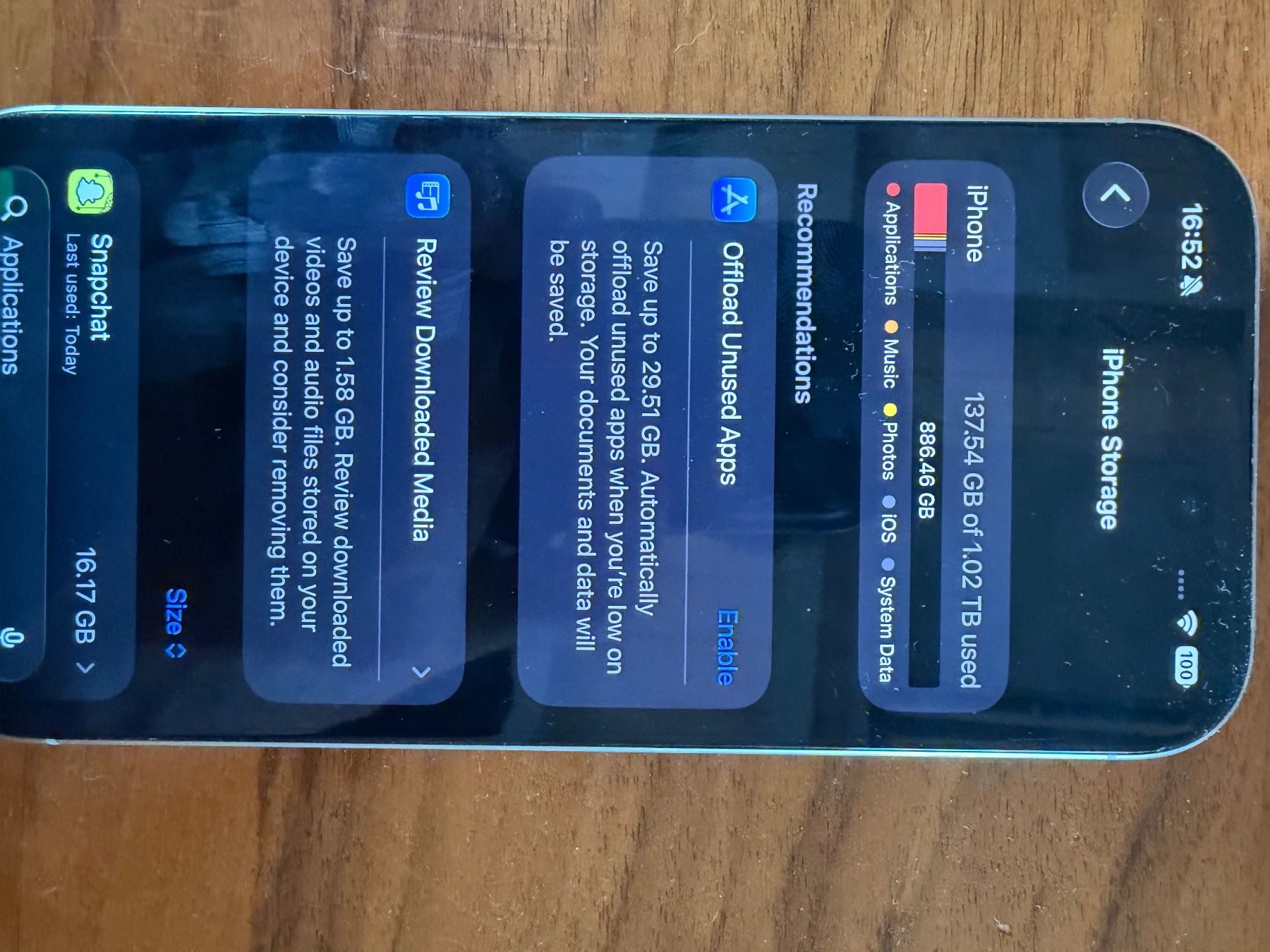 Apple Portables: iPhone 16pro 1TB – D'occasion à Meinier par bas_by7t 3