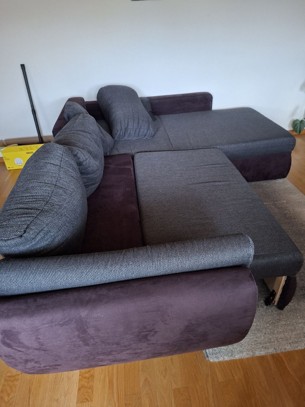Divani: Ausziehbares Sofa – Usato da Abtwil SG venduto da Funnky87 2