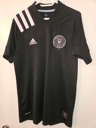 Maillot Adidas Inter Miami CF, taille M, Comme Neuf!