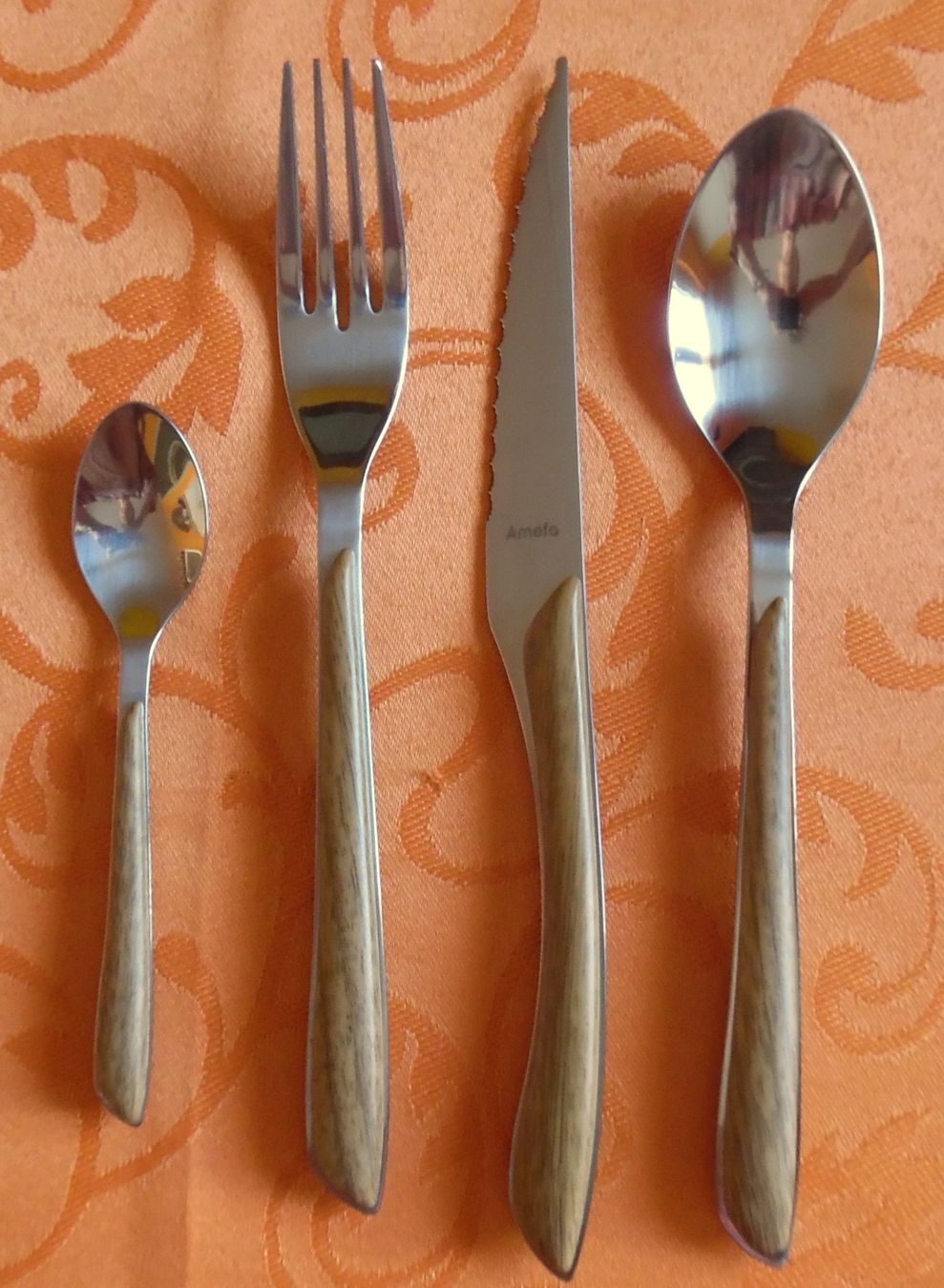 Set di posate: Besteckset, 4Personen. AMEFA – Nuovo (secondo la descrizione) da Bellinzona venduto da Luna093