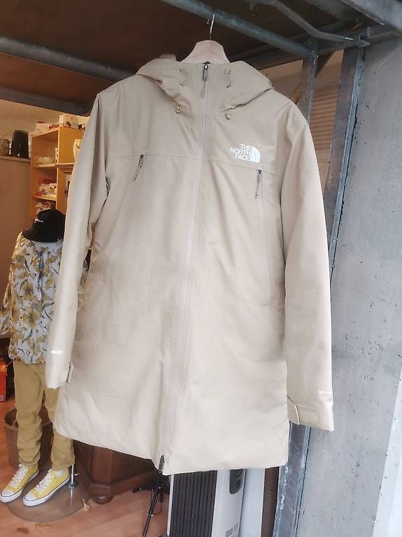 Cappotti: The North Face Daunen Mantel  – Usato da Mitlödi venduto da JSN19