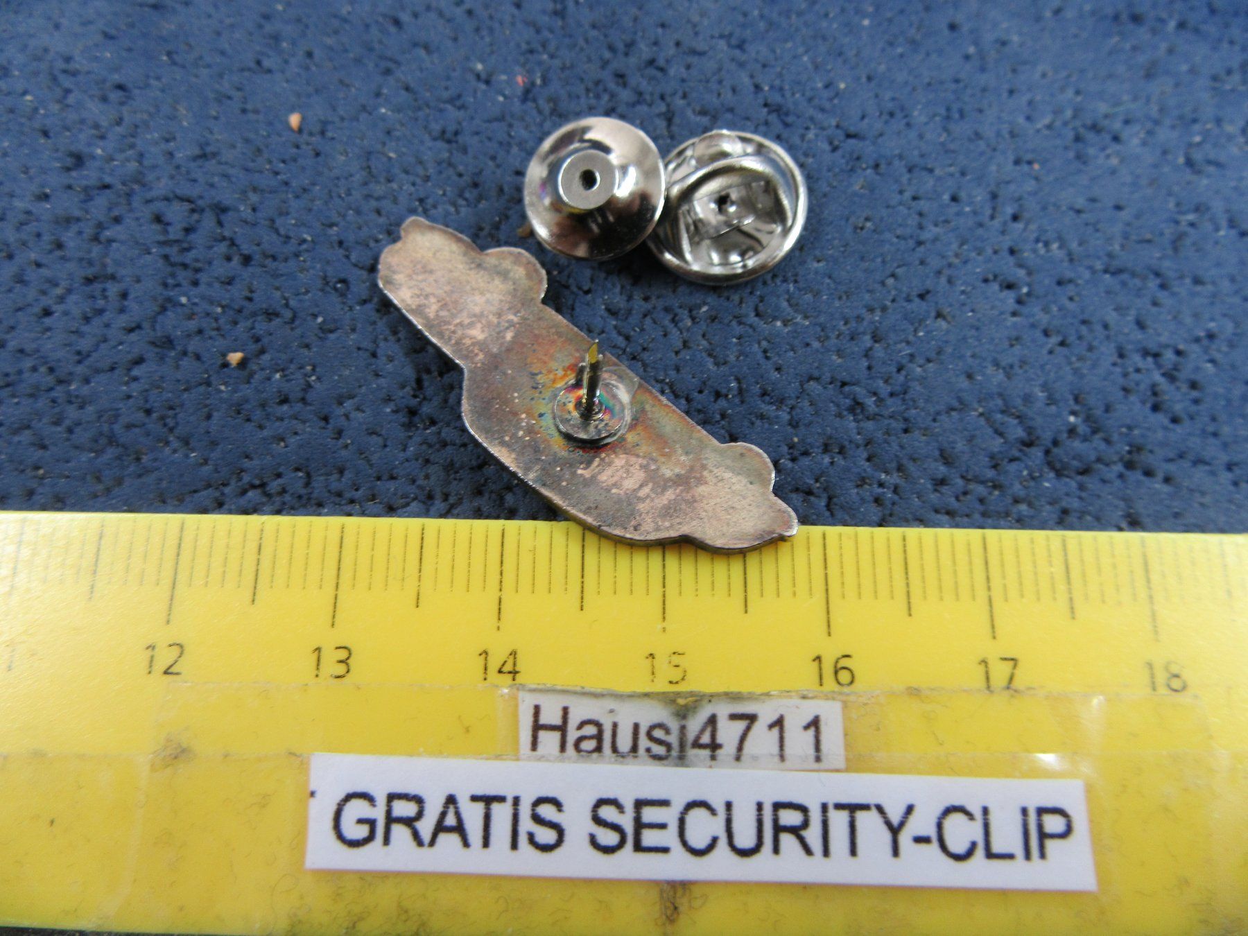 BMW Plaketten & Abzeichen: BMW 502 "BAROCKENGEL" AUTO PIN ENAMEL OLDI mit SECURITY-CLIP – Gebraucht aus Ettingen von Hausi4711 2