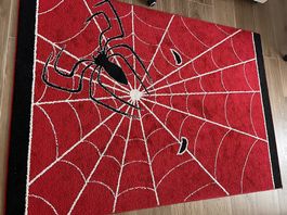 Spider Teppich - wie neu