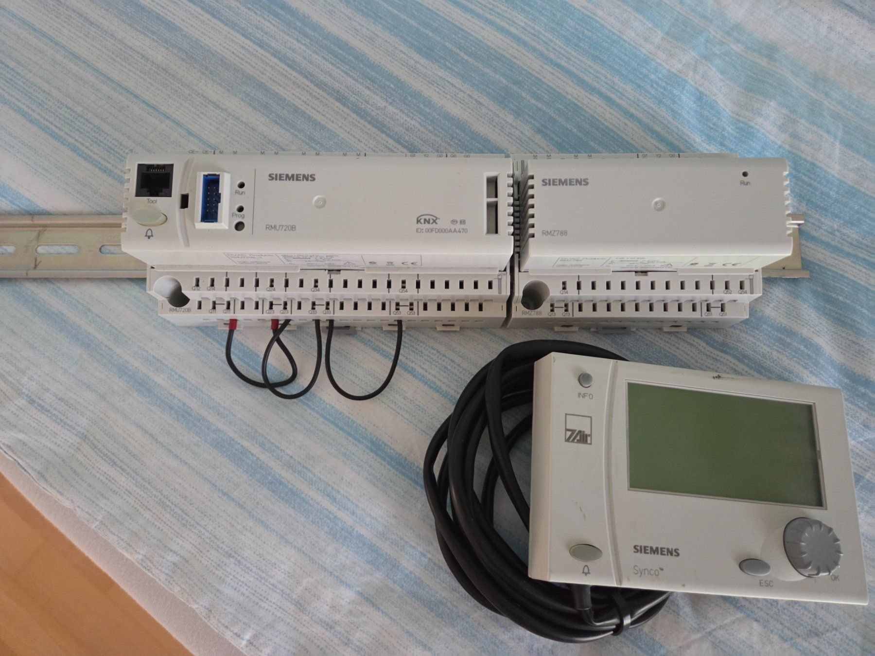 Siemens Systèmes de contrôle: SIEMENS KNX Synco – D'occasion à Dietikon par Nikola 4