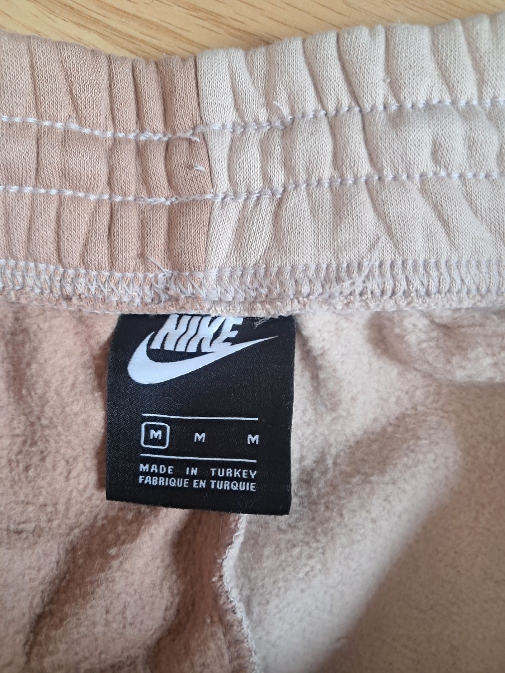 Nike Hosen: Nike Jogginghose  – Gebraucht aus Biel/Bienne von sof_yx5y 1