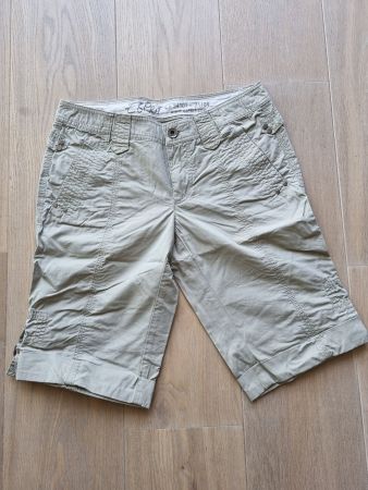 Kurze Hose Marke Esprit Beige Damen *NEU*