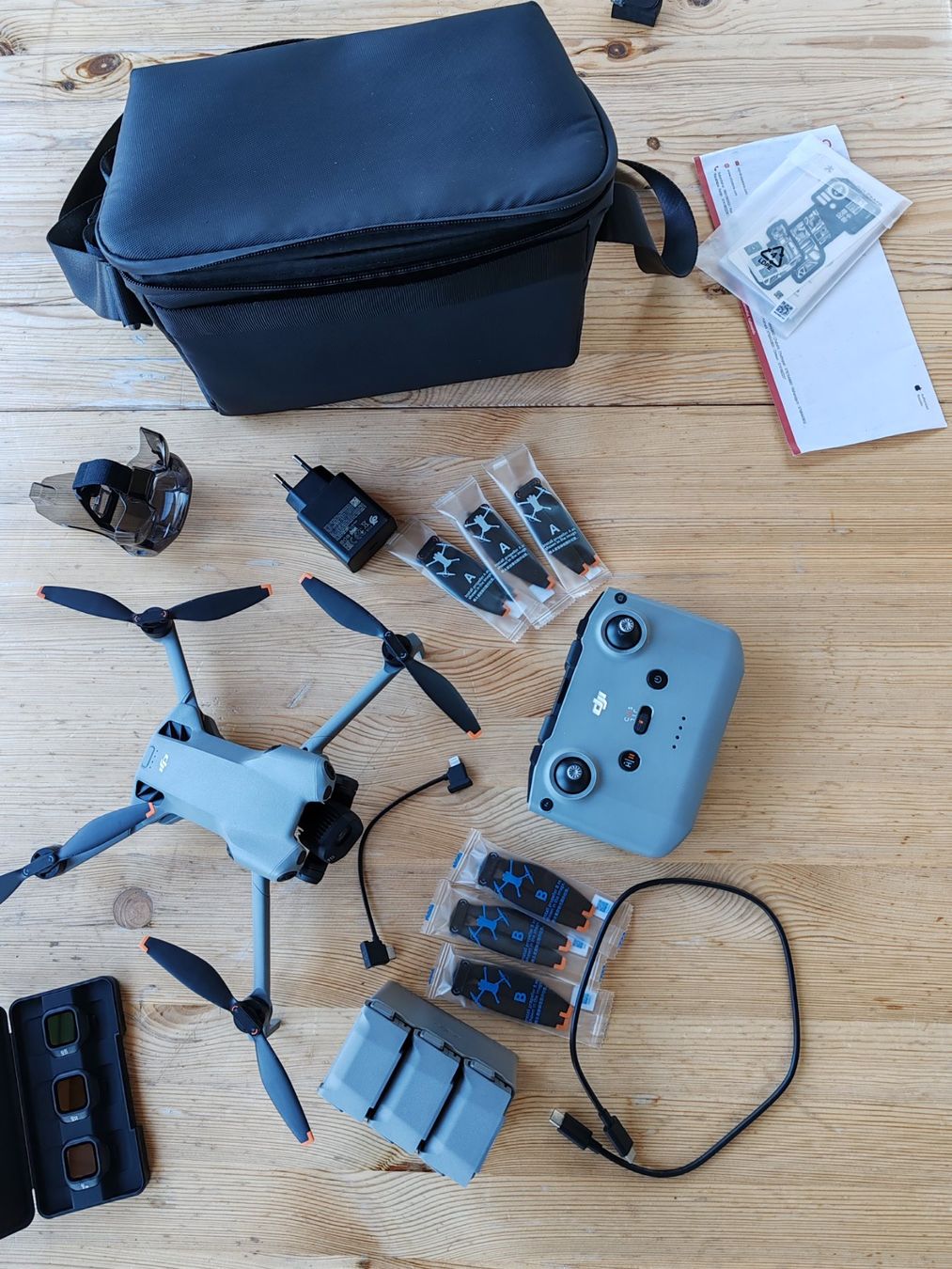 DJI Modellismo RC: Dji mini 5 pro fly more combo – Usato da Abtwil SG venduto da IndianaJon 1
