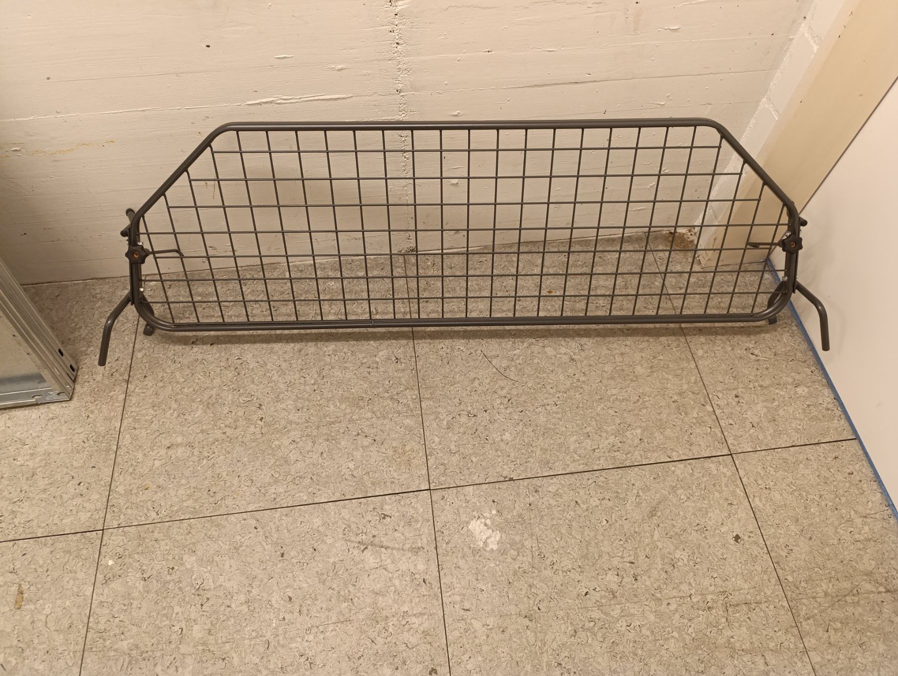 Cages, transport & sécurité: Jeep Absperrgitter – D'occasion à Emmenbrücke par Levira8 2