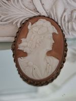 Gemmen Brosche