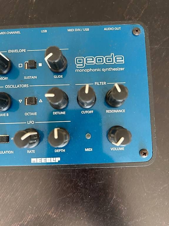 Musikinstrumente: Geode MeeBlip Monophonic Synthesizer – Gebraucht aus Bern von lor_s9hx 3