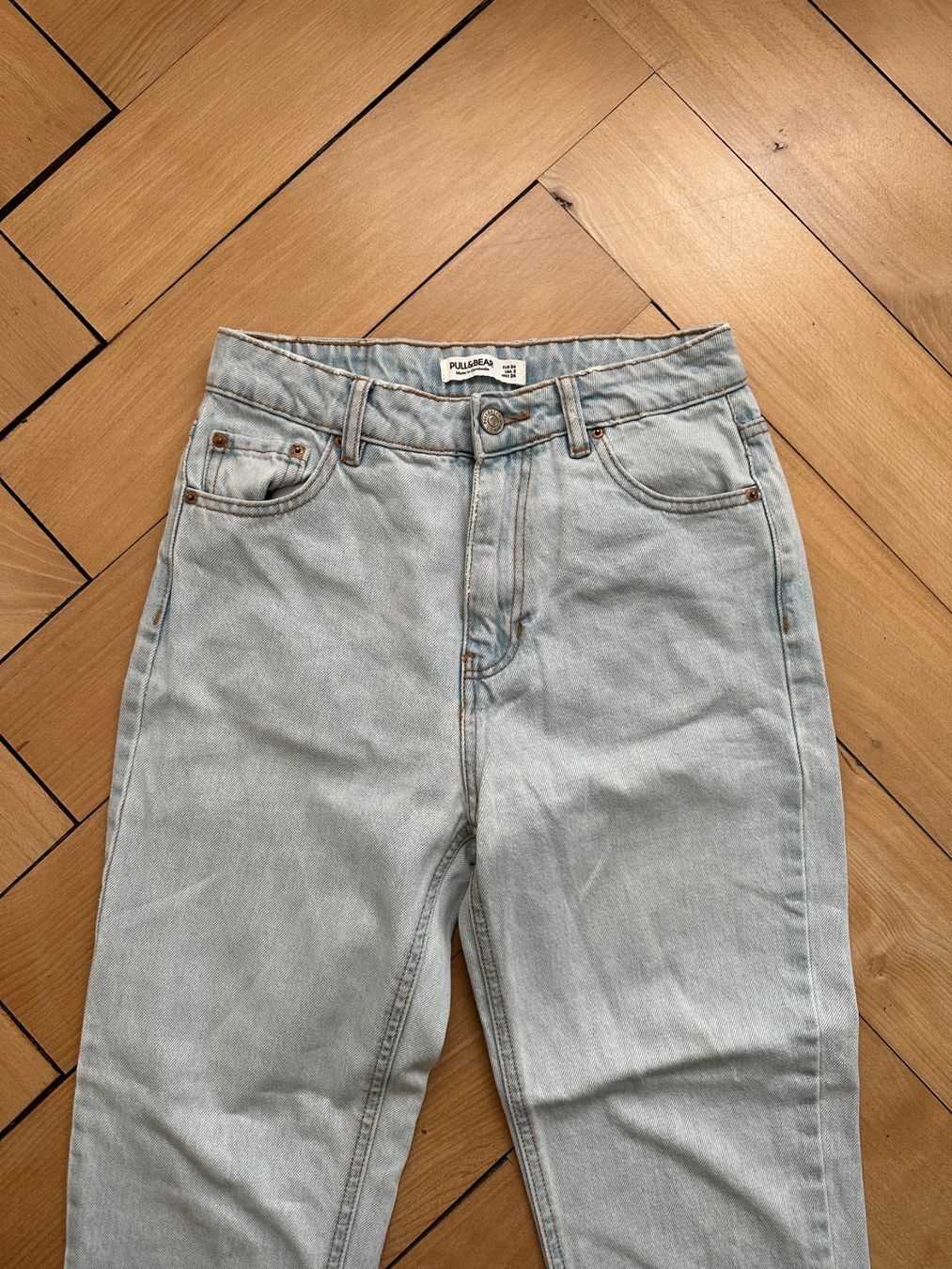 Pull&Bear Jeans: PULL & BEAR - High Waist Jeans hellblau 34 – Usato da Zürich venduto da Diazaio 1