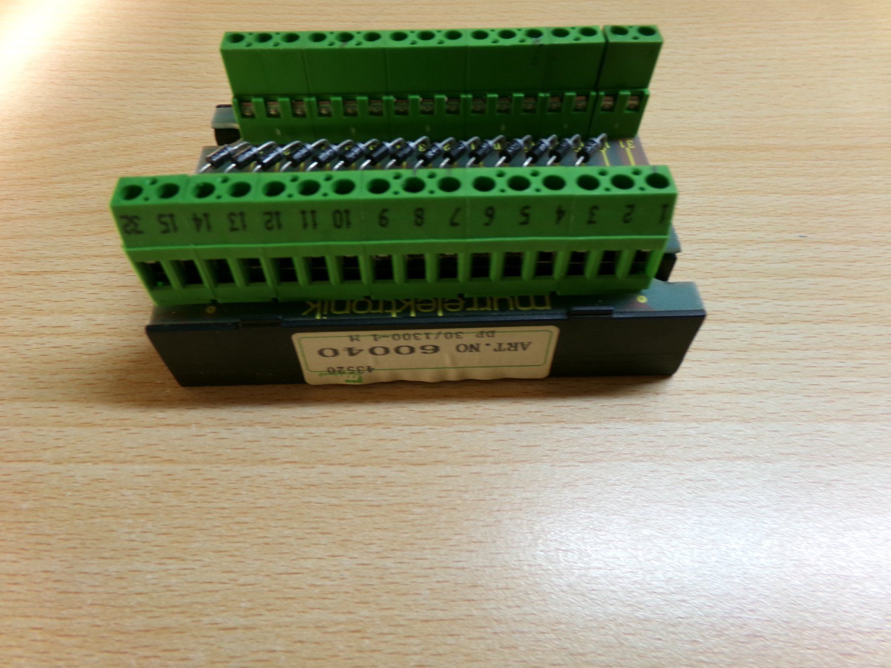 Elektronikbauteile: Diodenmodul Murrelektronik – Gebraucht aus Hombrechtikon von HGK50 2