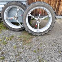 Doppelrad 270/80 R32
