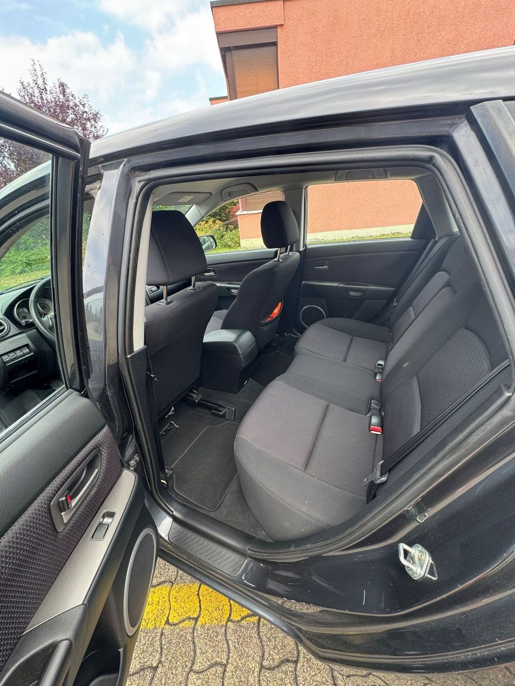 Mazda Automobili: Mazda 3 1.6 Hatchback – Usato da Frauenfeld venduto da eliane.maeder 4