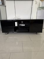 Schwarzes Lowboard mit Rollen guter Zustand