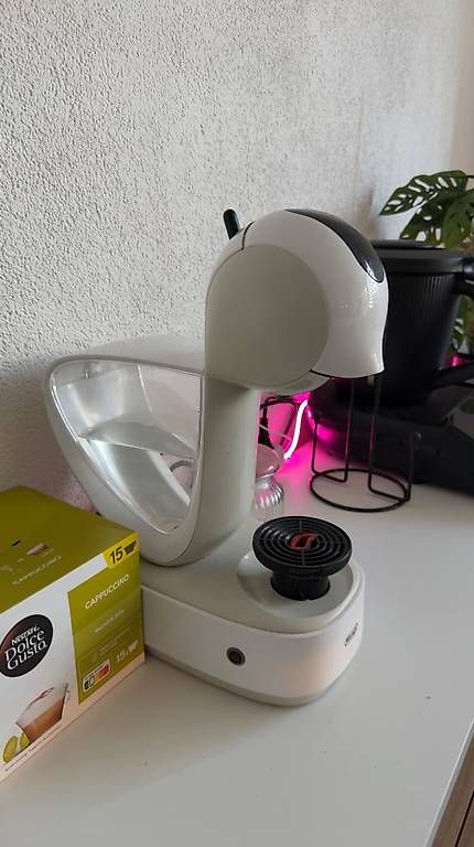 Machines à café & Machines à expresso: Machine Dolce Gusto  – D'occasion à Massongex par foc_nkx9