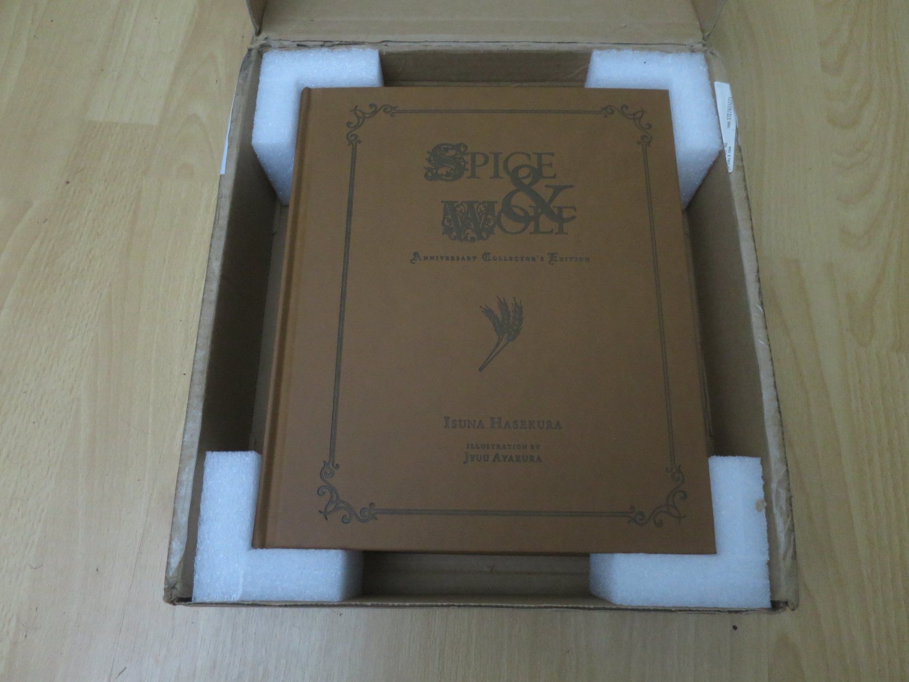 Libri: Spice and Wolf Anniversary Collector's Edition – Nuovo e nell'imballaggio originale da Zürich venduto da 1.Simon 3