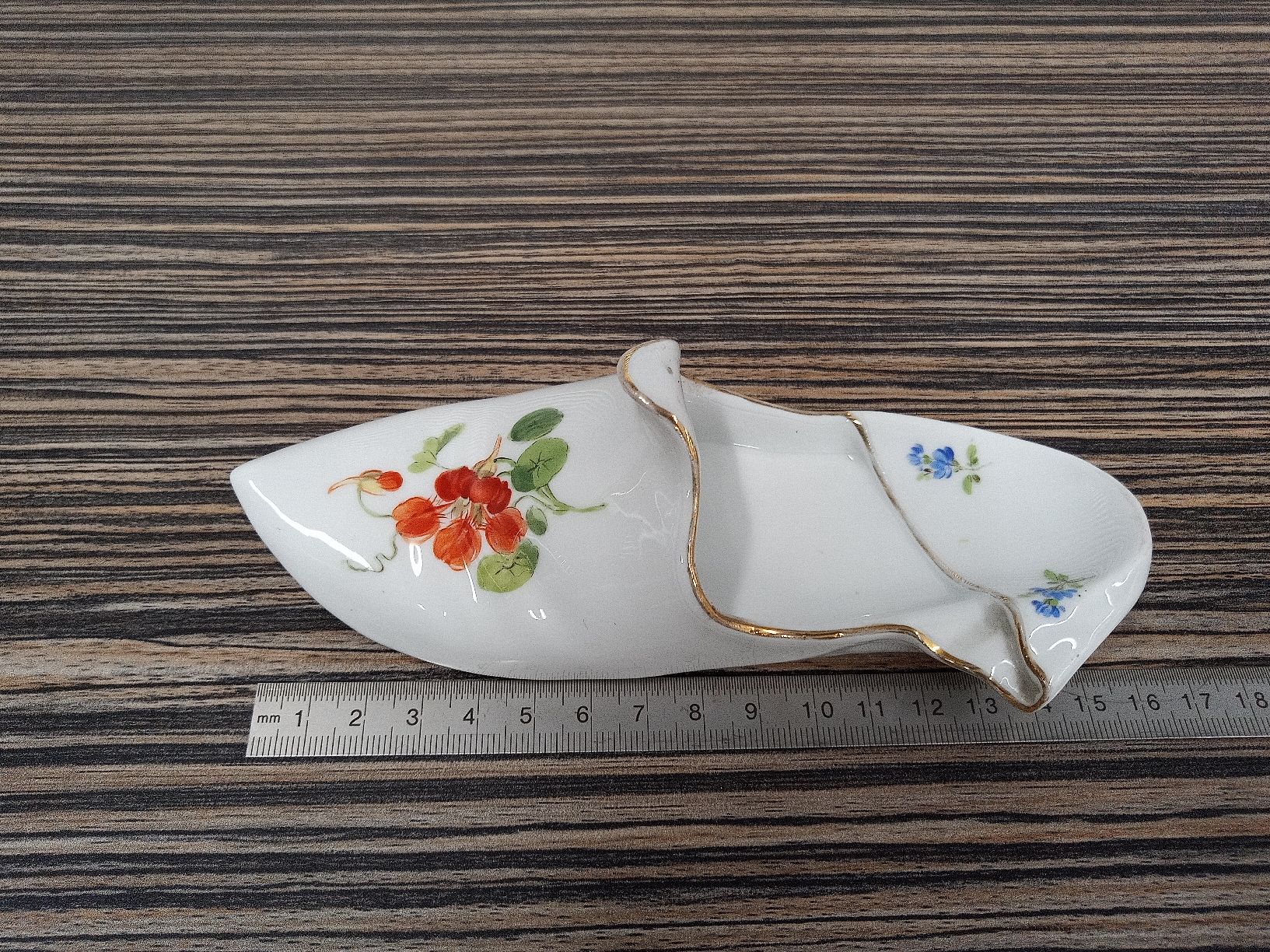 Tutte le decorazioni: Meissen Glücksschuh – Usato da Reiden venduto da Zofi-Brocki 2