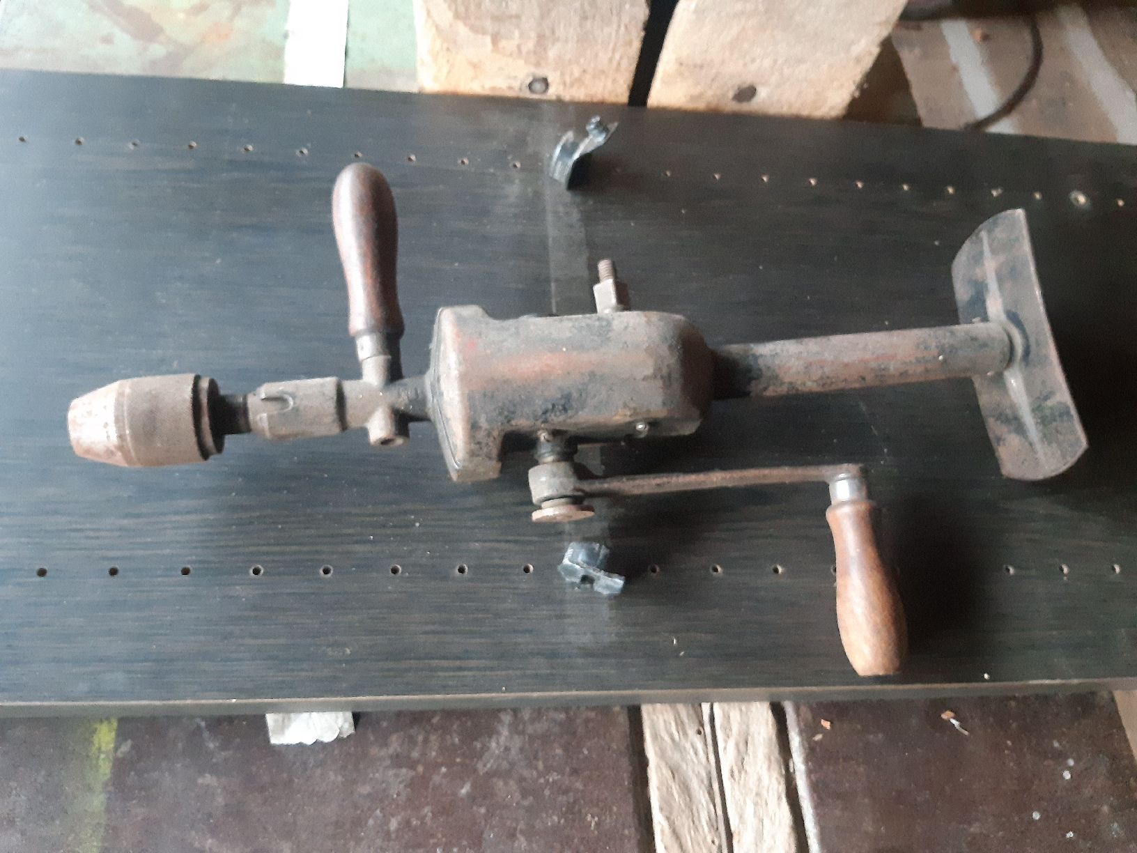 Tutti gli attrezzi: Handbohrmaschine antik – Usato da Ramersberg venduto da Subski300