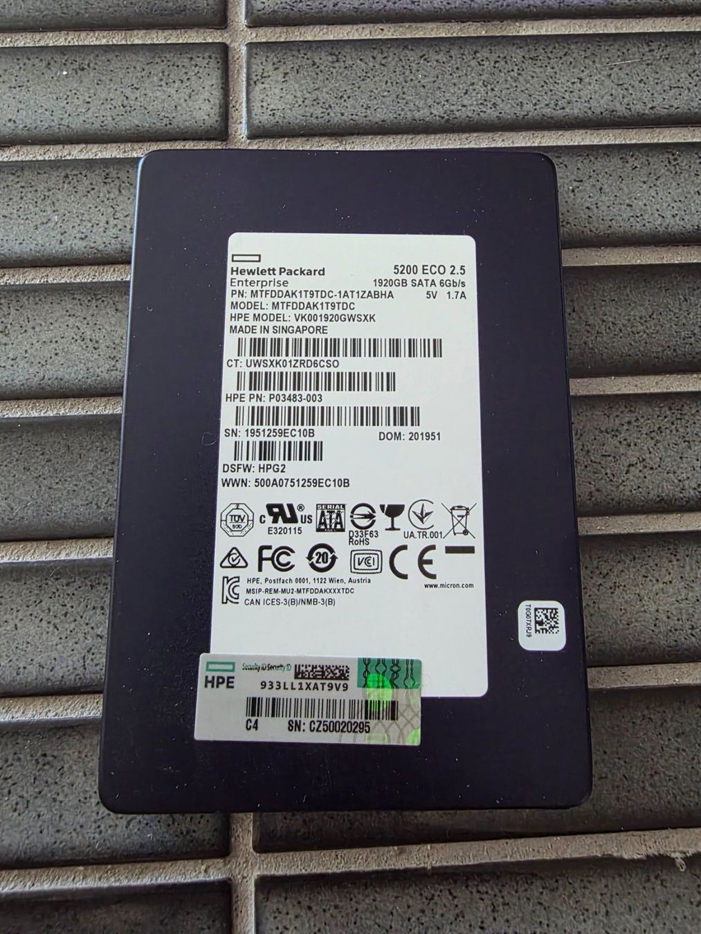Hewlett Packard Harddisks: HPE 1.92TB SATA SSD 5200 ECO – Gebraucht aus Biberist von Volo28
