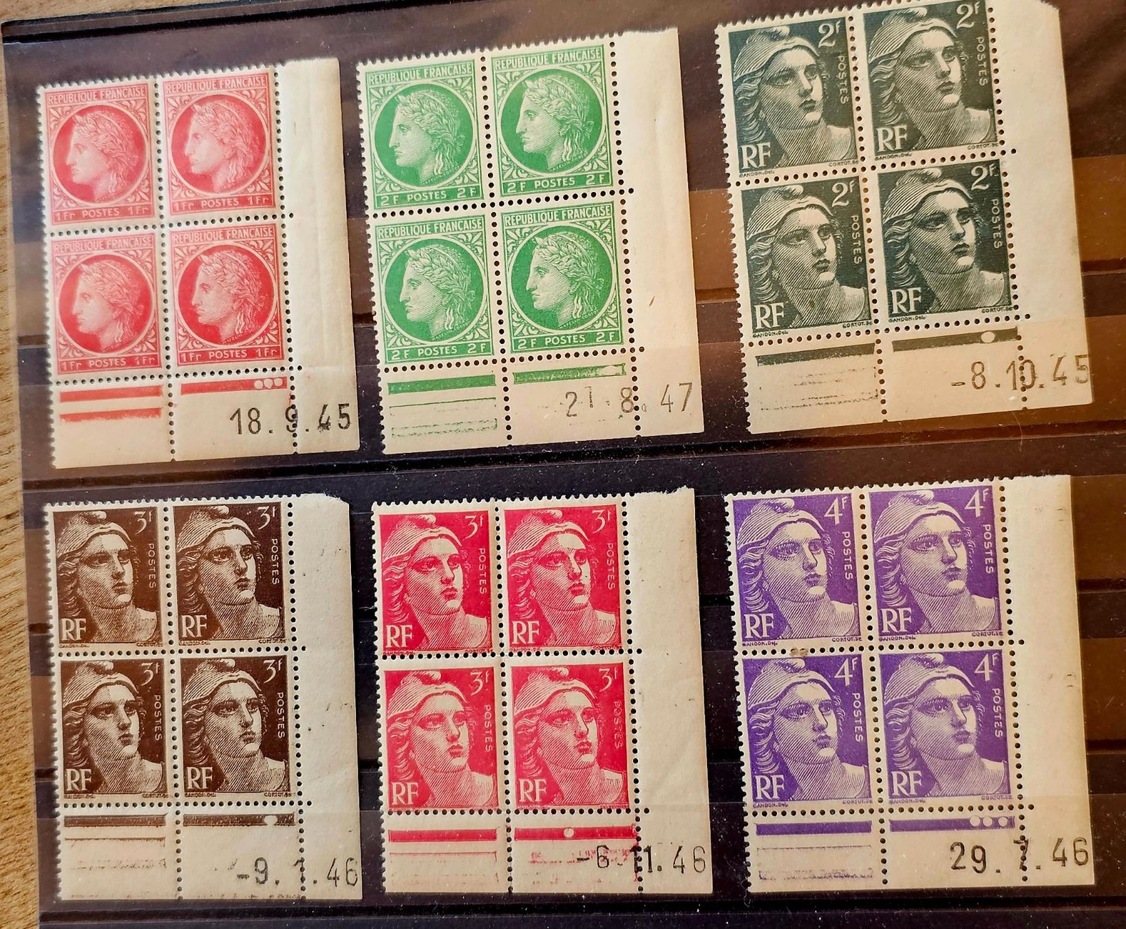 Tutti i francobolli: FRANCE coins datés  neufs ** 1945-47 – Nuovo (secondo la descrizione) da Les Valettes venduto da Nuba1