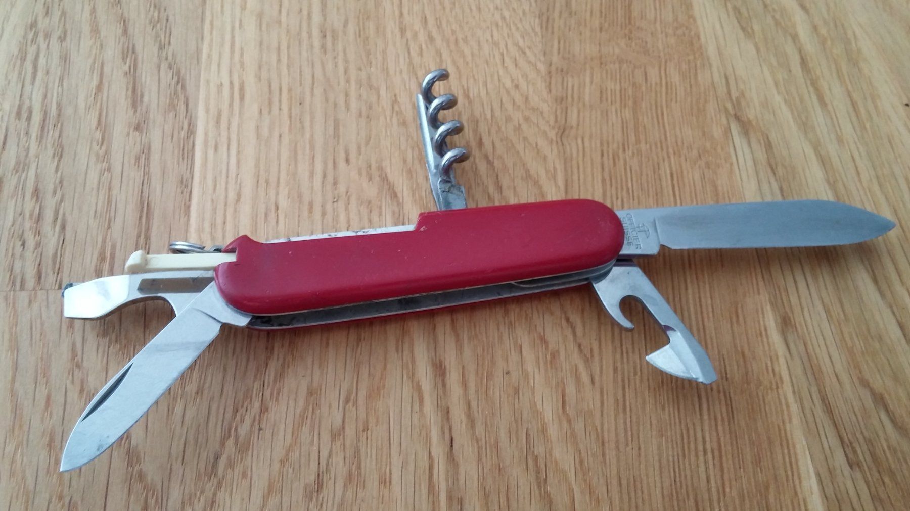 Victorinox Couteaux de poche: Schweizer Armee Sackmesser Victorinox – D'occasion à Zürich par sendbad 3