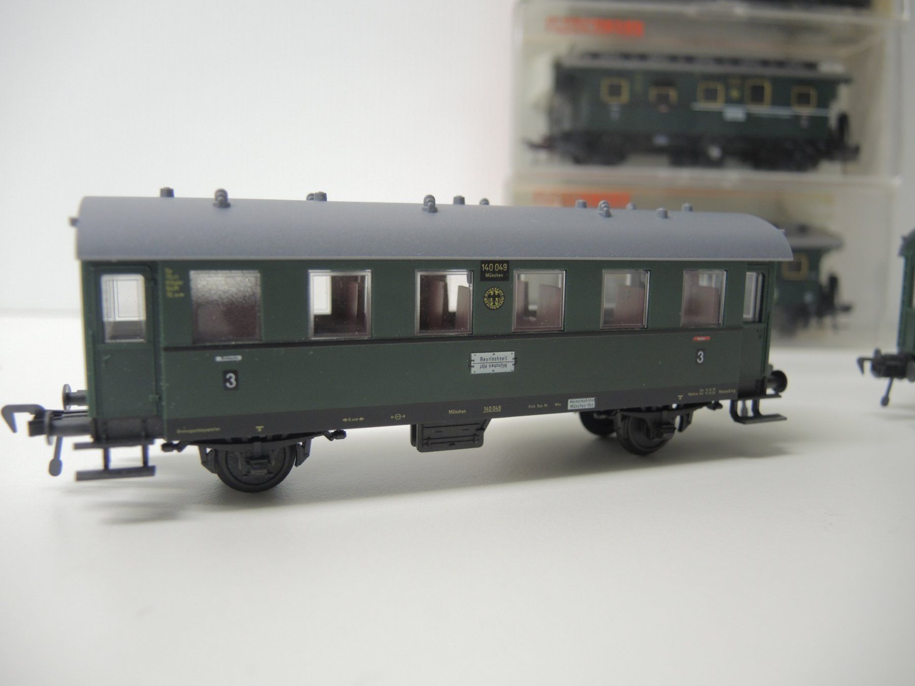 Fleischmann Modellini di ferrovie: Fleischmann DB-Zug mit Diesellok – Difettoso da Dagmersellen venduto da fis_9hty 3