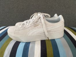 Puma Sneaker cremeweiss Wildleder Plateau Grösse 38