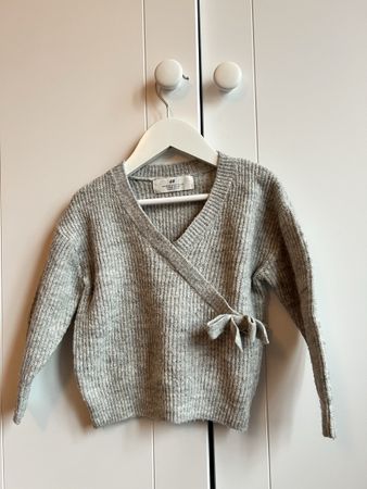 H&M Strickjacke, Gr. 98/104, Wickeljacke, Top Zustand!