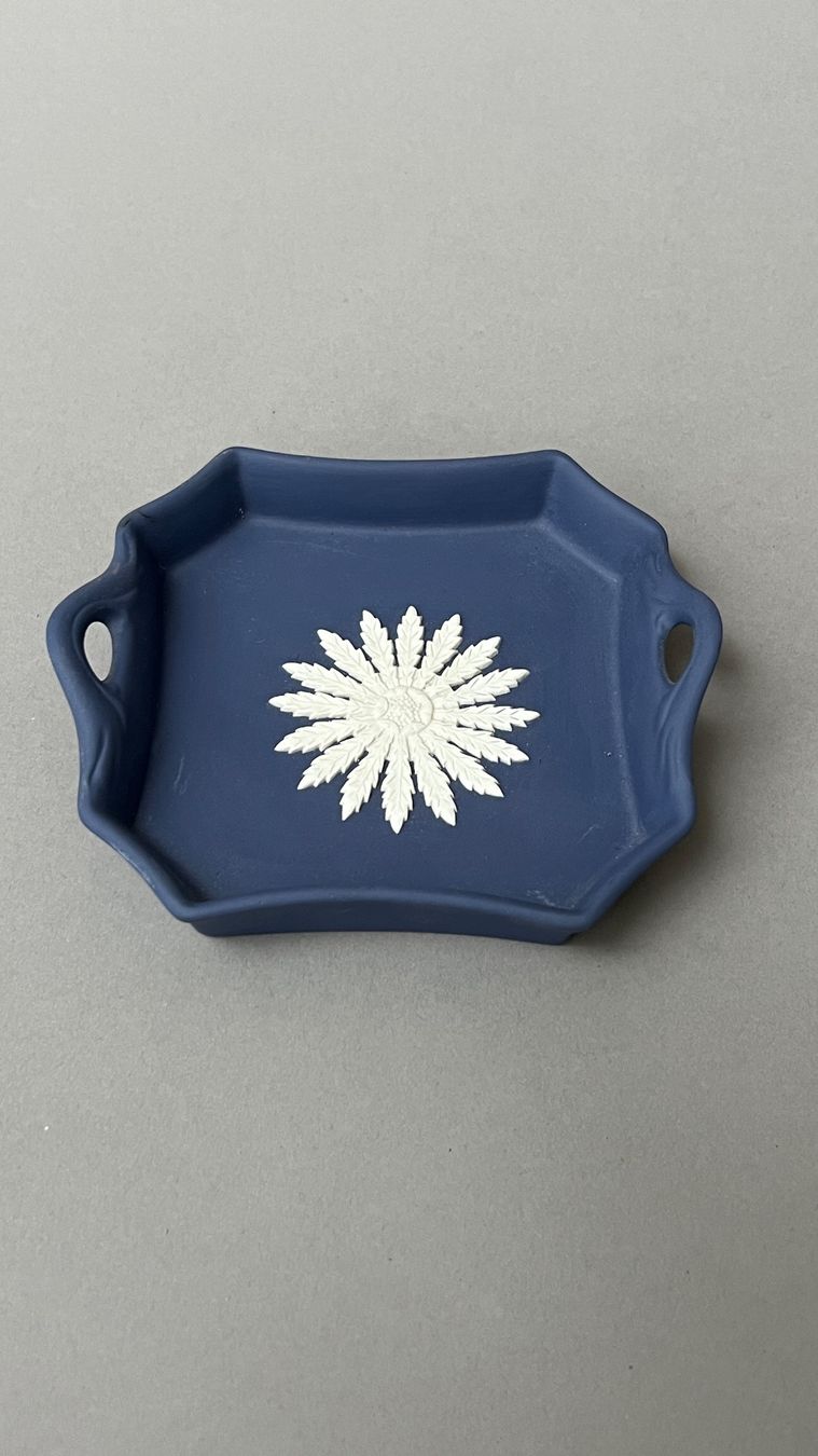Wedgwood Servierplatten: WEDGWOOD  SCHÄLCHEN/PLÄTTCHEN – Gebraucht aus Basel von shorthills_2013