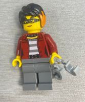 Lego City Minifigur Daisy Kaboom mit Handschellen