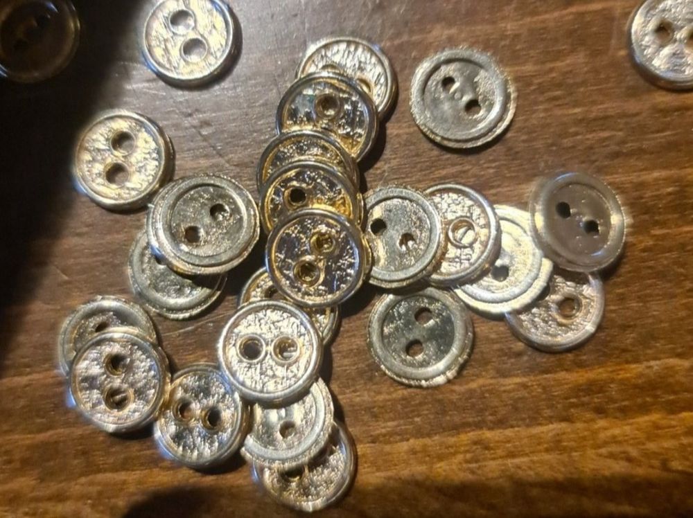 24-stk-messing-kn-pfe-vergoldet-mit-verzierung-ca-1-cm-kaufen-auf