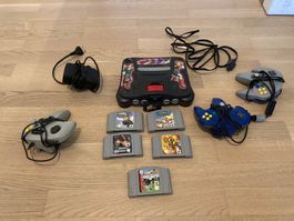 Nintendo 64 + 3x Controller und 5x Games